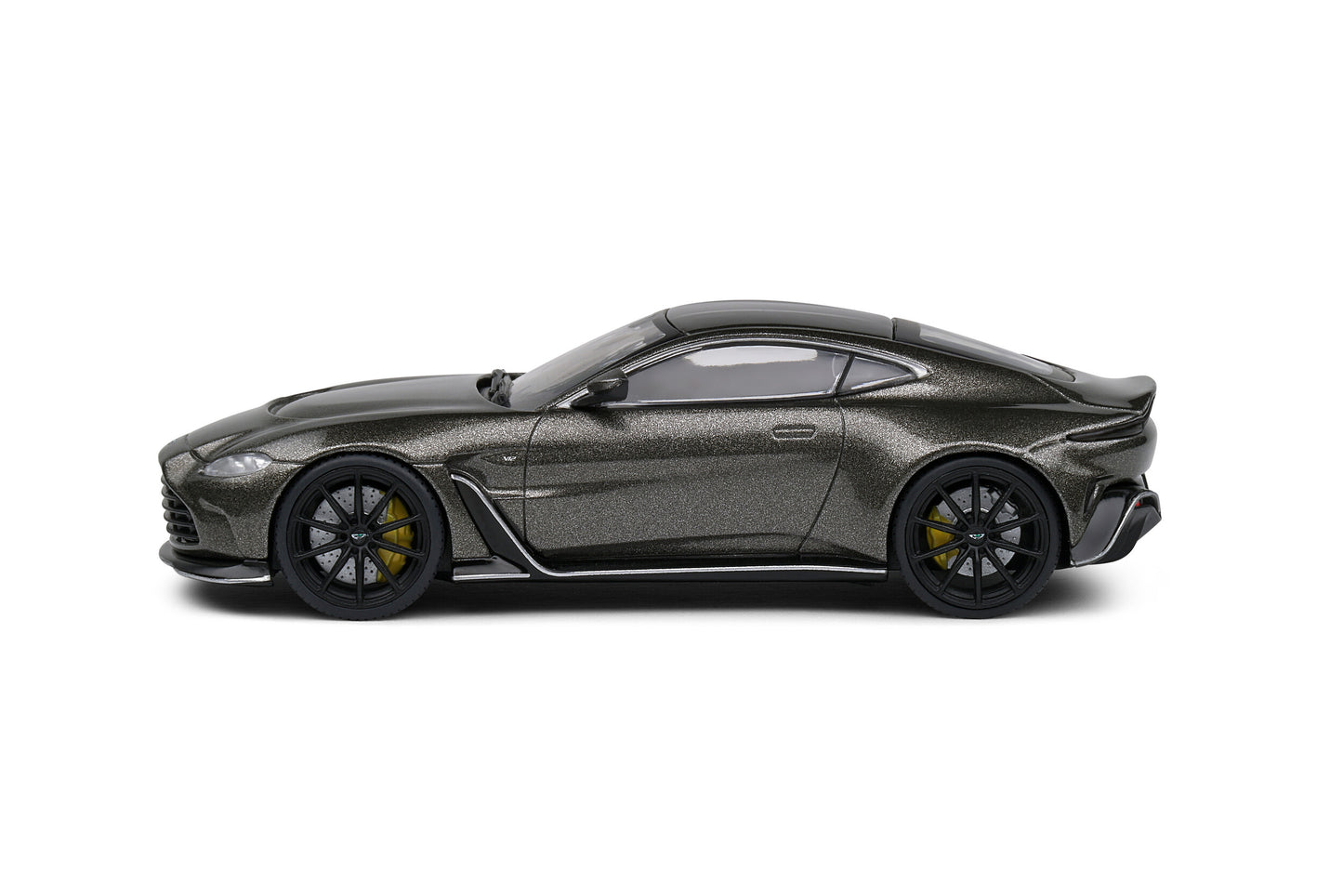 Aston Martin Vantage V12 Cumberland Grey 1:43