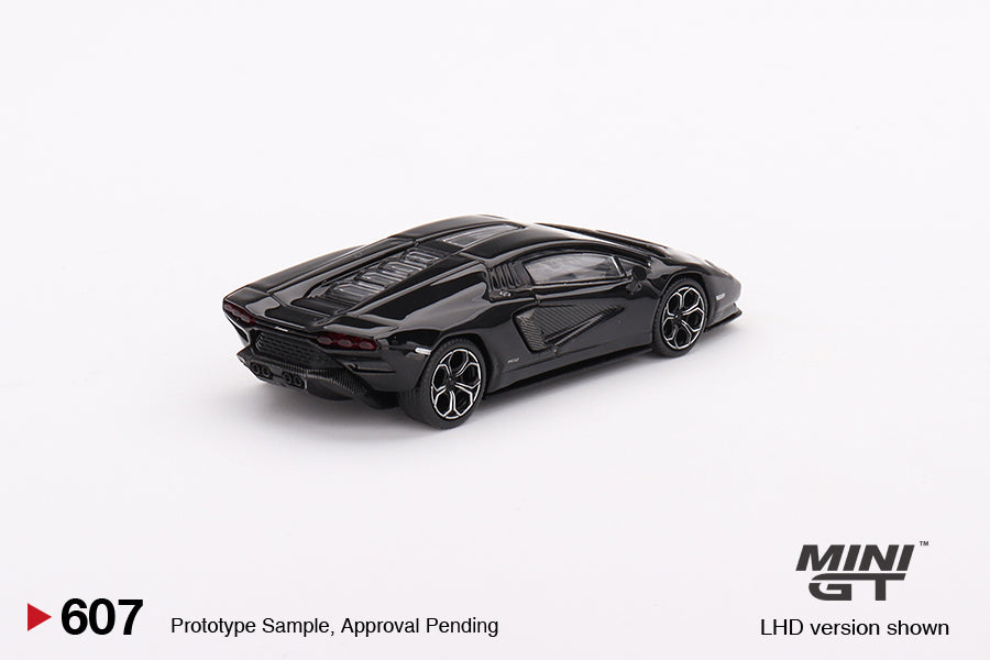 Lamborghini Countach LPI 800-4 Nero Maia 1:64