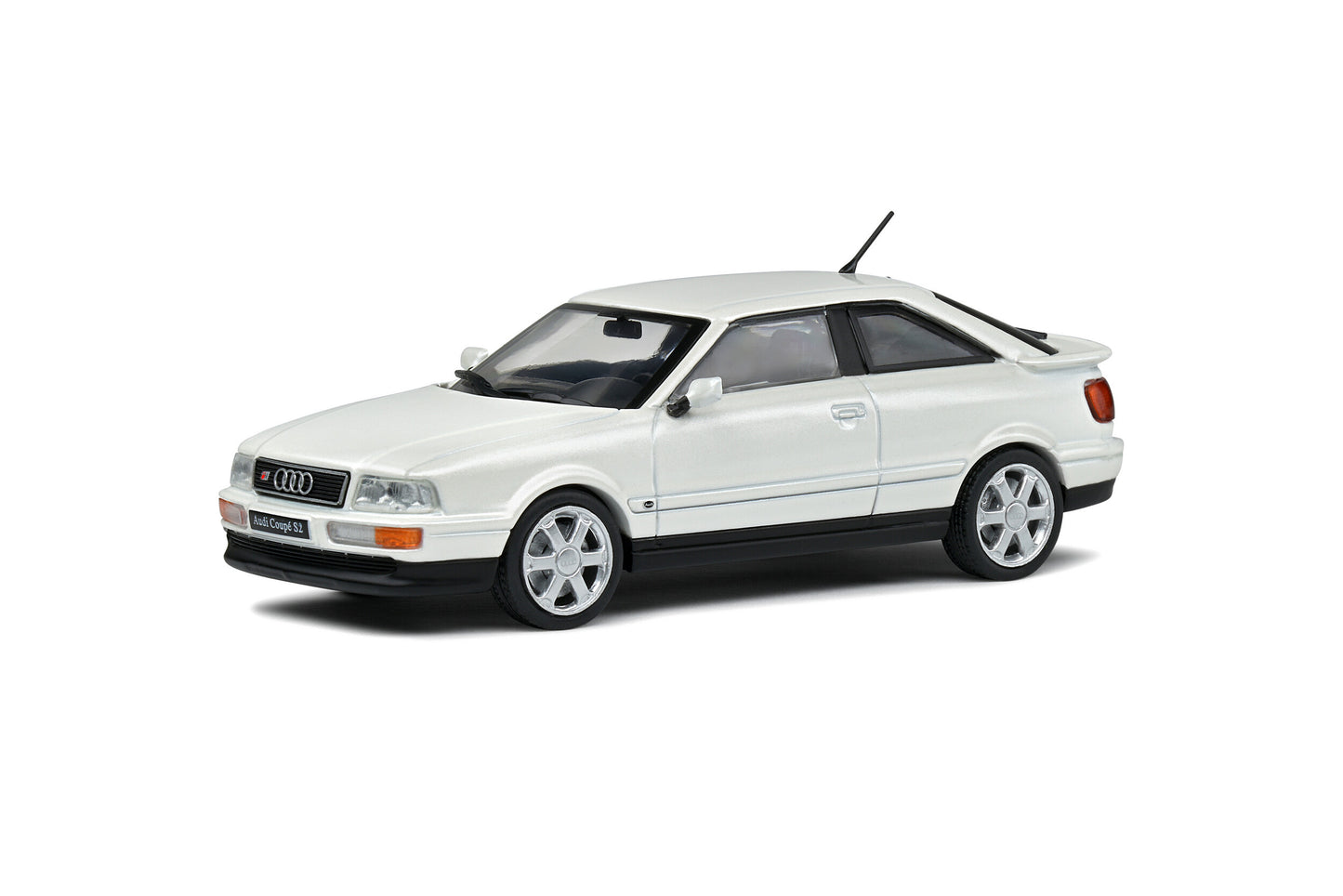 Audi Coupe S2 Pearl White 1992 1:43