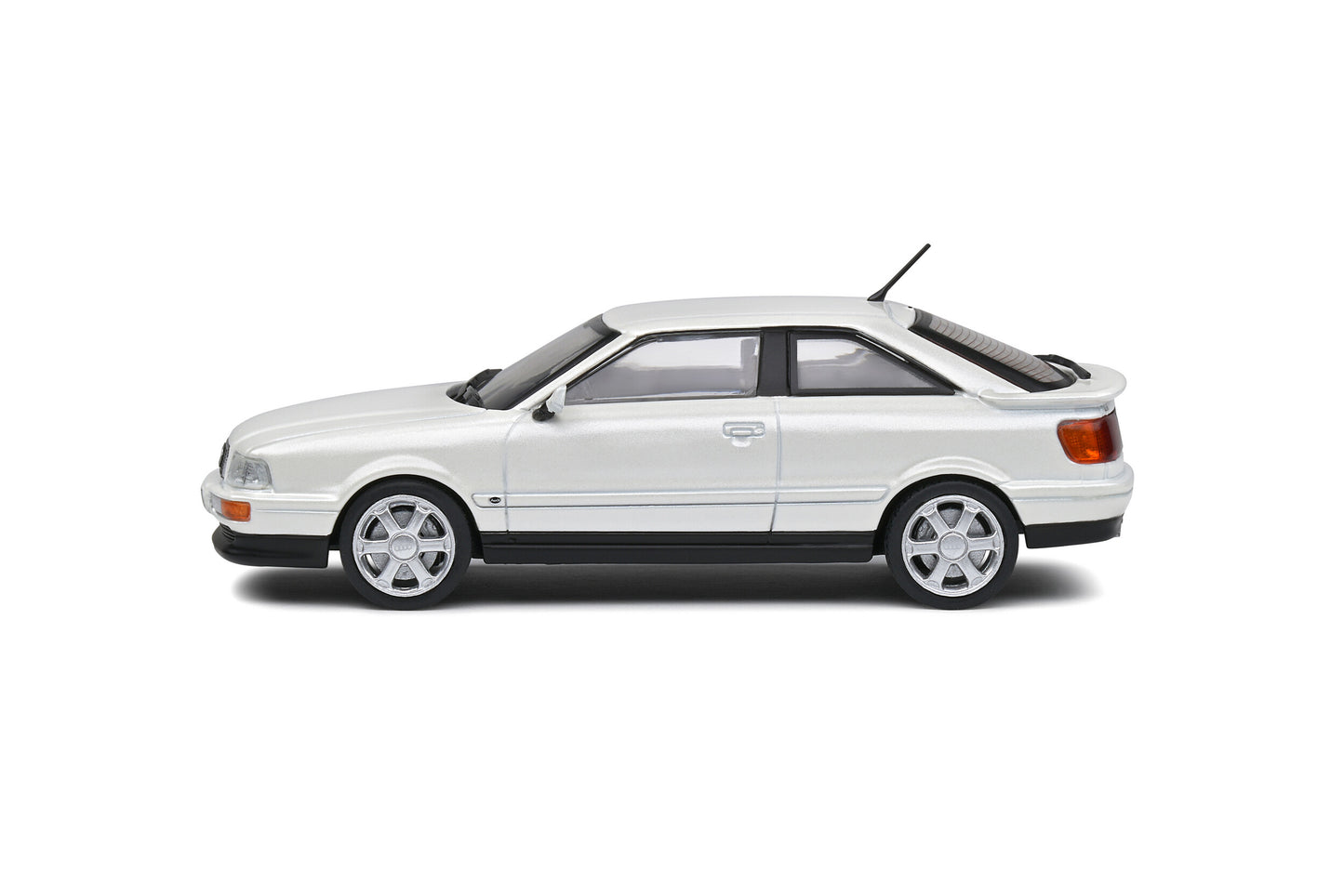 Audi Coupe S2 Pearl White 1992 1:43